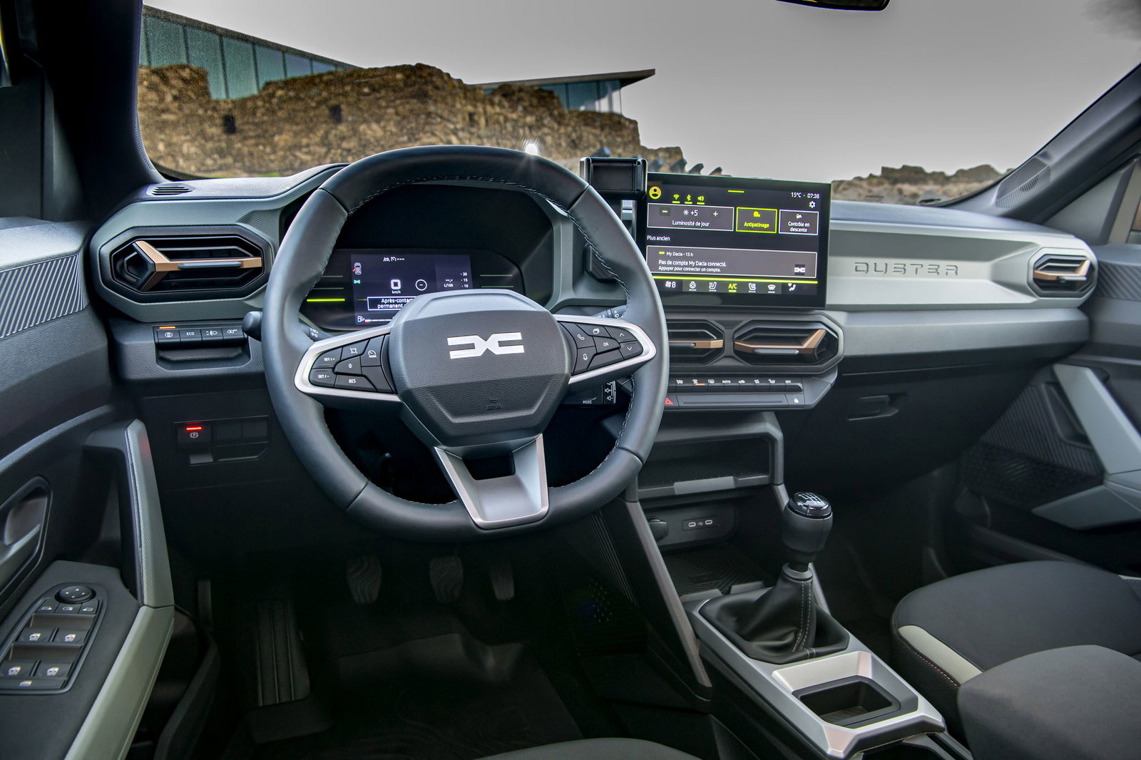 2024 Dacia Duster - interior